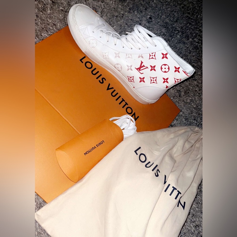Louis Vuitton High top sneakers